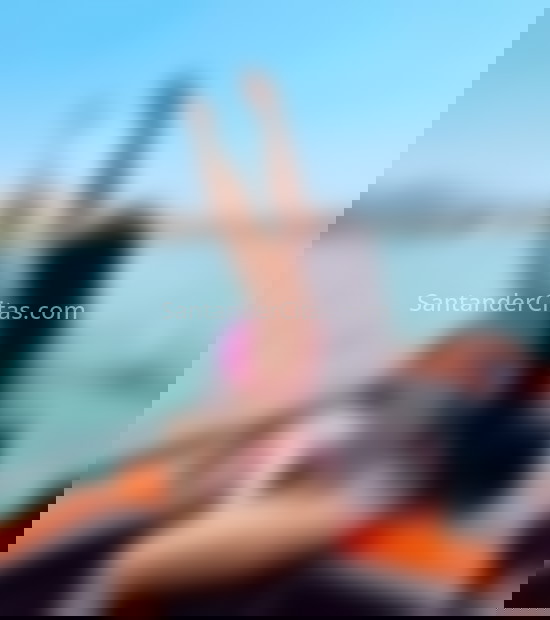Carolina, hermosa morenaza colombiana. 611250783. Citas en SANTANDER, SANTANDER. www.santandercitas.com.