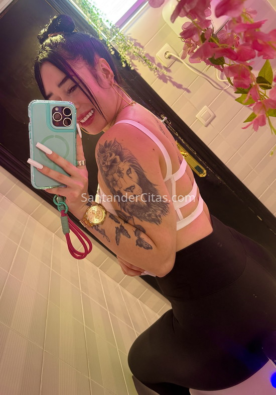 Estefanía, colombiana de 24 años. 657079810. Citas en SANTANDER, SANTANDER. www.santandercitas.com.