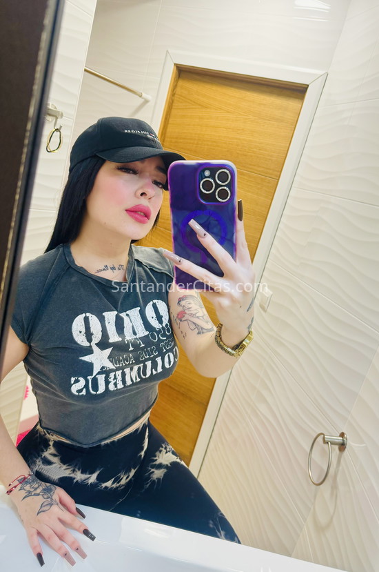 Estefanía, colombiana de 24 años. 657079810. Citas en SANTANDER, SANTANDER. www.santandercitas.com.