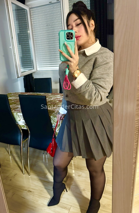 Estefanía, colombiana de 24 años. 657079810. Citas en SANTANDER, SANTANDER. www.santandercitas.com.