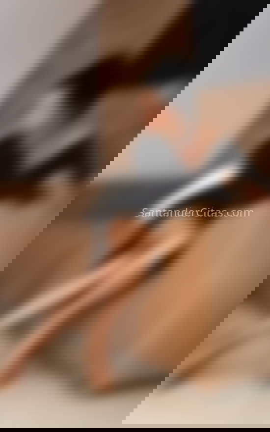 Adriana, decidida, cercana y culta. 603283588. Citas en SANTANDER, SANTANDER. www.santandercitas.com.