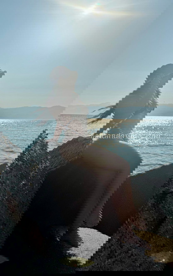 Violeta, cercana y desenvuelta. 614609591. Citas en SANTANDER, SANTANDER. www.santandercitas.com.