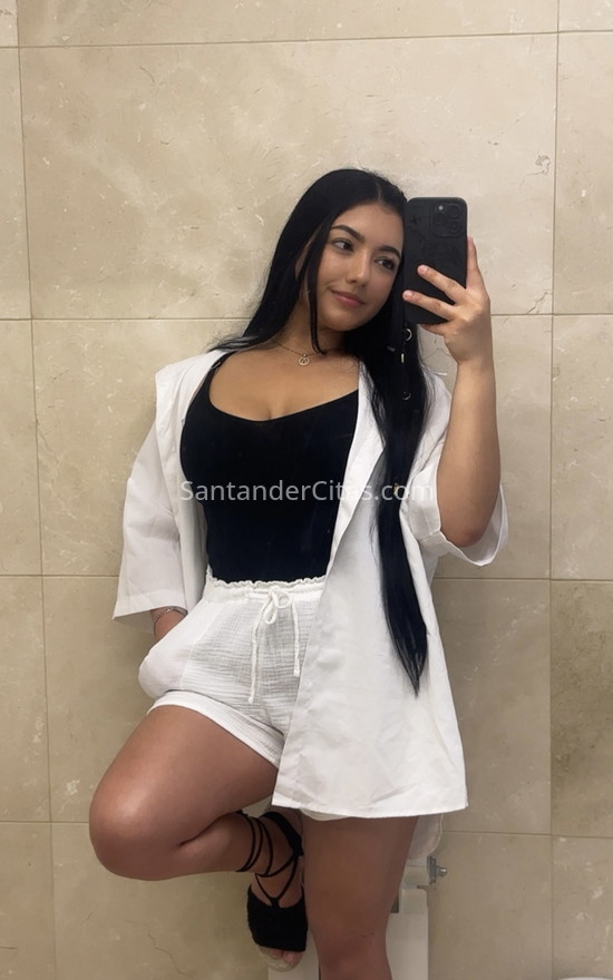 Pamela, morena colombiana . 645556509. Citas en SANTANDER, SANTANDER. www.santandercitas.com.