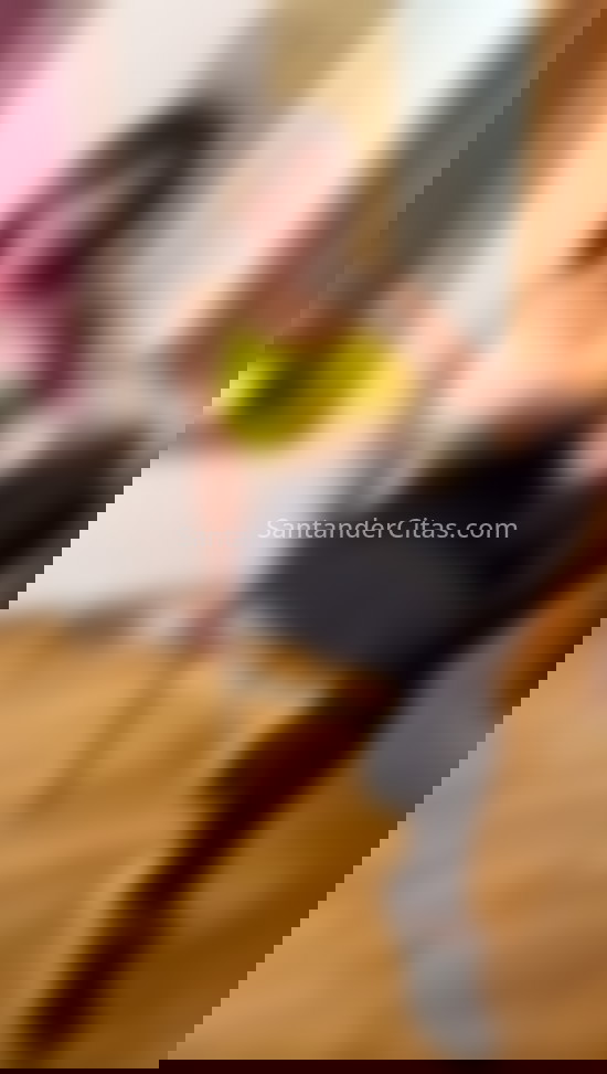 Carol, mujer colombiana muy alegre. 637509222. Citas en SANTANDER, SANTANDER. www.santandercitas.com.