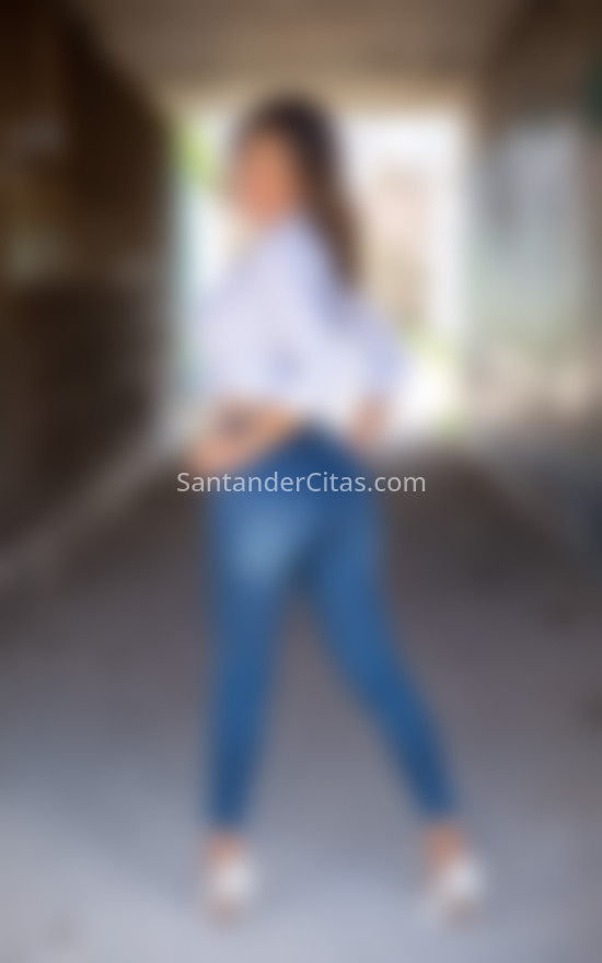 Enmanuella, educada y sociable. 611160894. Citas en SANTANDER, SANTANDER. www.santandercitas.com.