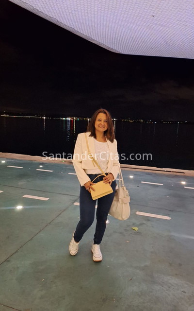 Violeta, recién llegada a la ciudad. 603253039. Citas en SANTANDER, SANTANDER. www.santandercitas.com.