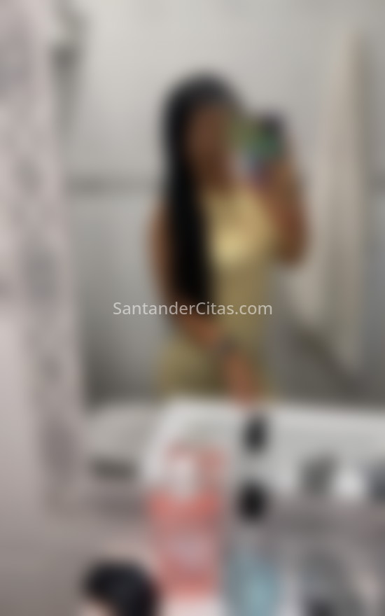 Valentina, morena colombiana. 631017532. Citas en SANTANDER, SANTANDER. www.santandercitas.com.