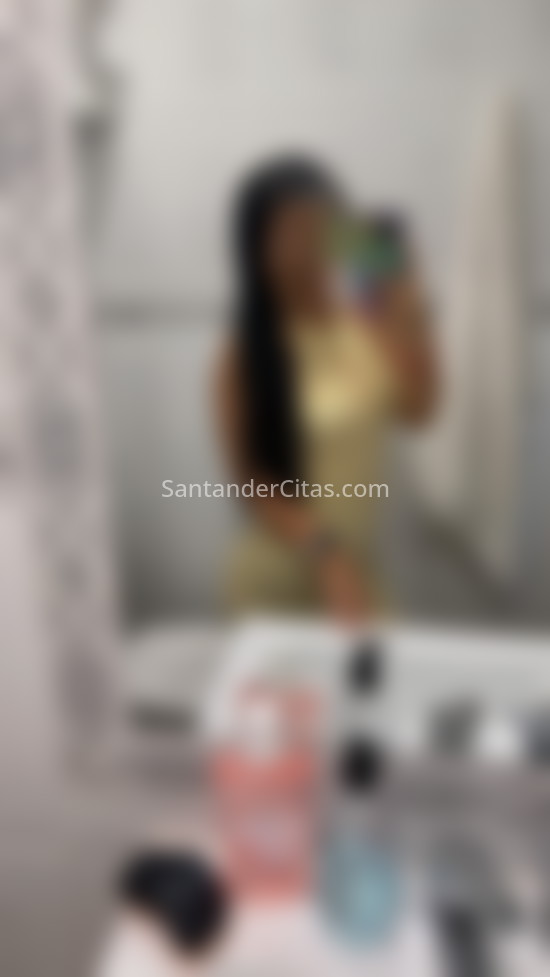 Valentina, morena colombiana. 631017532. Citas en SANTANDER, SANTANDER. www.santandercitas.com.