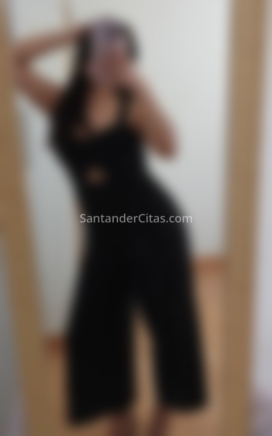 Nazarena, morena latina. 634189873. Citas en SANTANDER, SANTANDER. www.santandercitas.com.