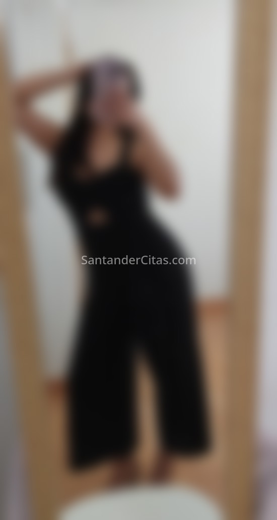 Nazarena, morena latina. 634189873. Citas en SANTANDER, SANTANDER. www.santandercitas.com.
