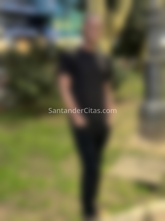 Andrés, joven colombiano . 613405102. Citas en SANTANDER, SANTANDER. www.santandercitas.com.