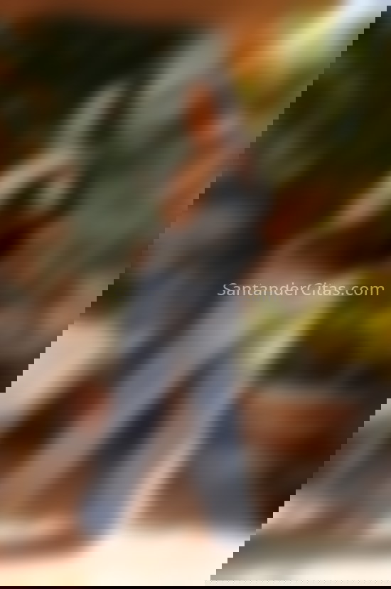 Andrea, latina estudiante de intercambio. 642295279. Citas en SANTANDER, SANTANDER. www.santandercitas.com.
