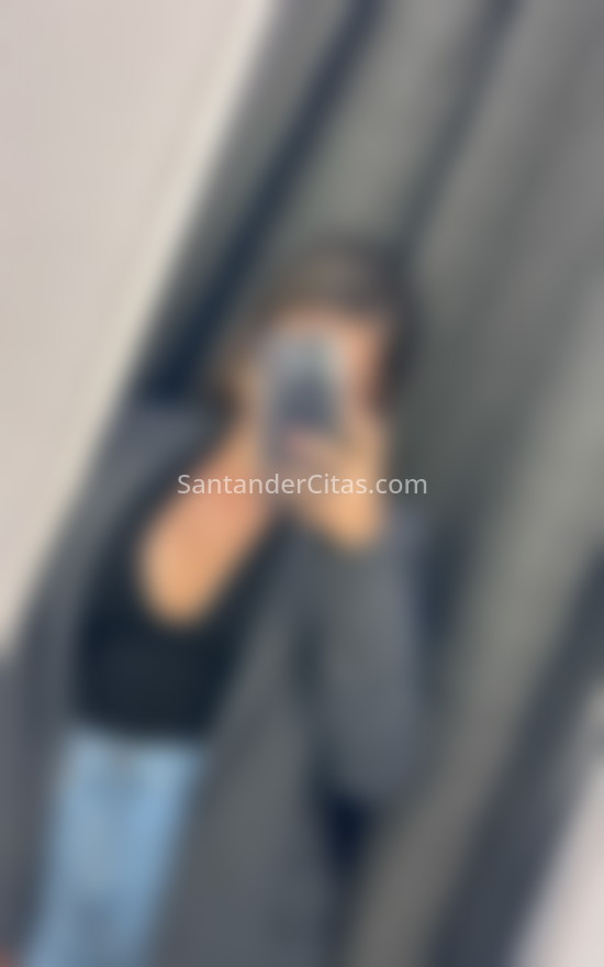 Coral, elegante argentina . 613761945. Citas en SANTANDER, SANTANDER. www.santandercitas.com.