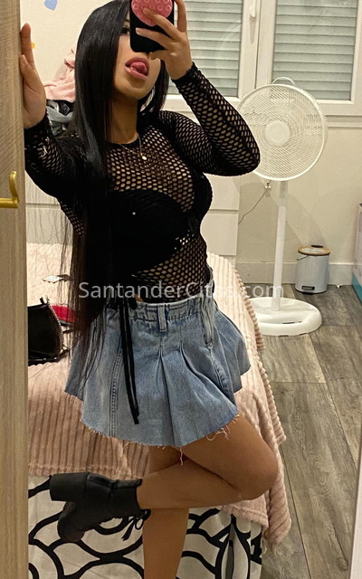 Samantha, dulce y simpática jovencita. 613579432. Citas en SANTANDER, SANTANDER. www.santandercitas.com.