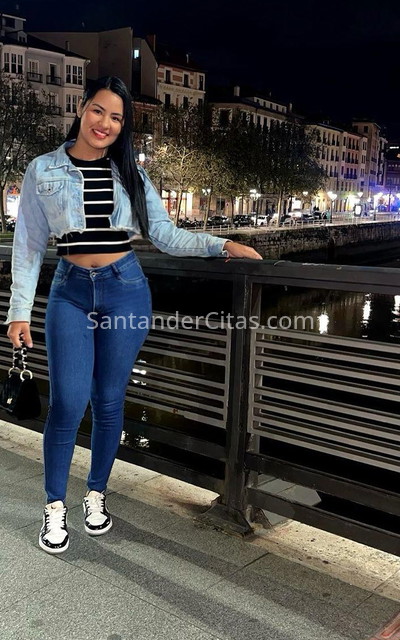 Yesenia, hermosa latina . 672876258. Citas en SANTANDER, SANTANDER. www.santandercitas.com.